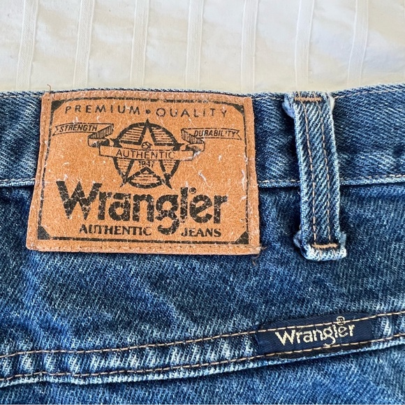 VTG 1970s Wrangler W-Pocket Straight Leg Jeans, Tagged 34x32 (Runs Small) - Picture 8 of 11